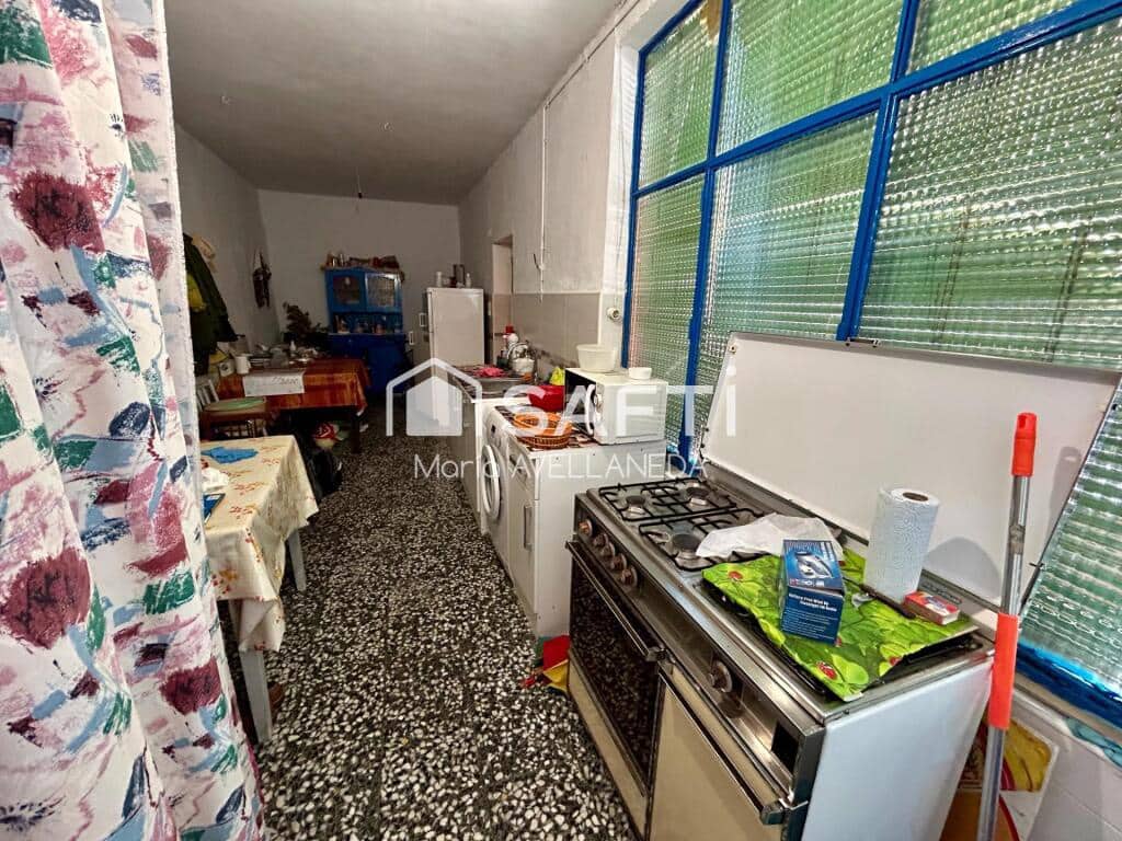 11 soveværelse Villa til salg i Valencia de Don Juan - € 139.000 (Ref: 9355759)