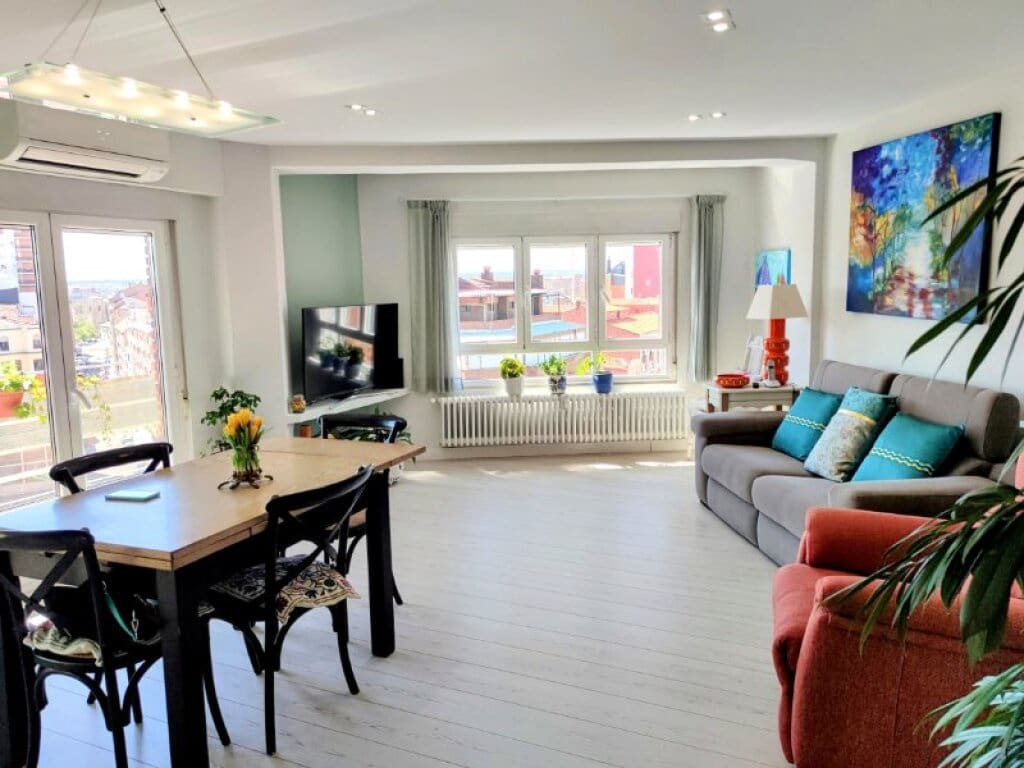 3 slaapkamer Appartement te koop in Leon stad - € 325.000 (Ref: 9355760)