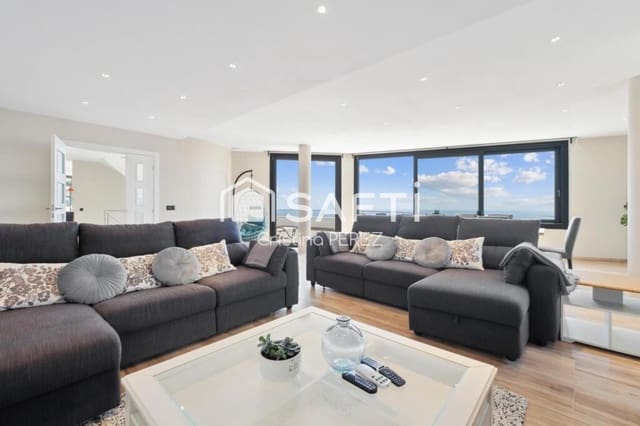 5 soveværelse Villa til salg i Roca Grossa, Lloret de Mar med swimmingpool garage - € 1.400.000 (Ref: 9359371)