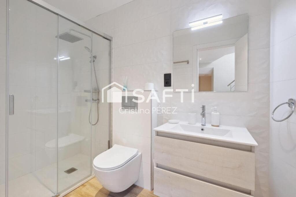 5 soverom Villa til salgs i Lloret de Mar med svømmebasseng garasje - € 1 400 000 (Ref: 9359371)