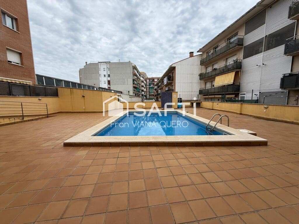 3 bedroom Apartment for sale in Pineda de Mar with pool - € 235,000 (Ref: 9359372)
