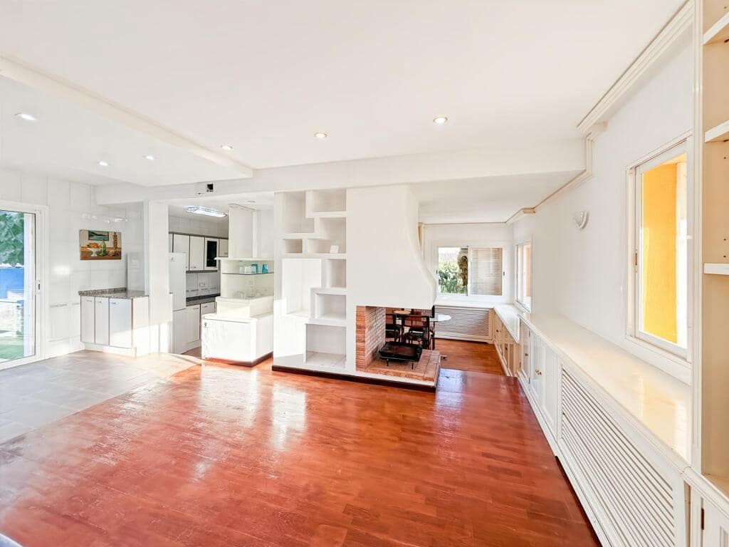 5 sypialnia Willa na sprzedaż w Piera z basenem - 640 000 € (Ref: 9359373)