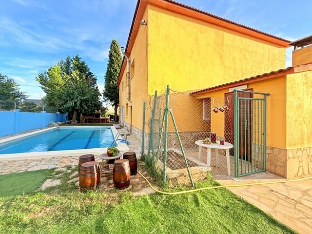 5 bedroom Villa for sale in Piera with pool - € 640,000 (Ref: 9359373)