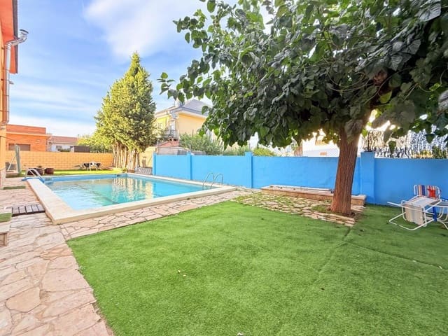 5 bedroom Villa for sale in Piera with pool - € 640,000 (Ref: 9359373)