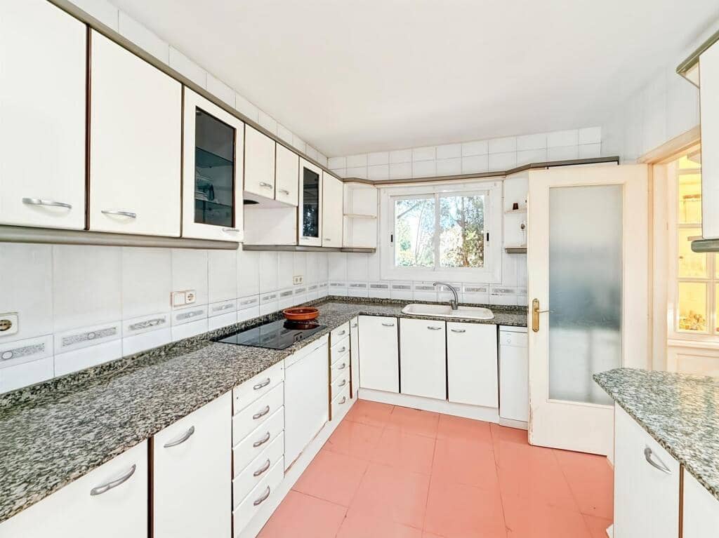 5 sypialnia Willa na sprzedaż w Piera z basenem - 640 000 € (Ref: 9359373)