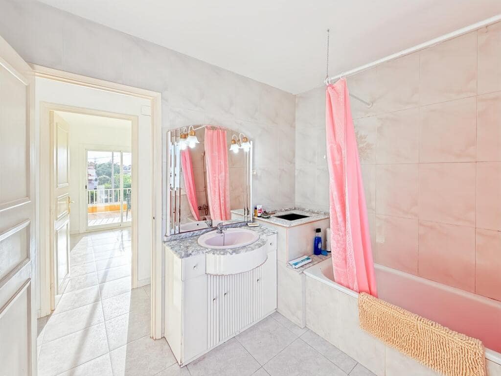 5 sypialnia Willa na sprzedaż w Piera z basenem - 640 000 € (Ref: 9359373)