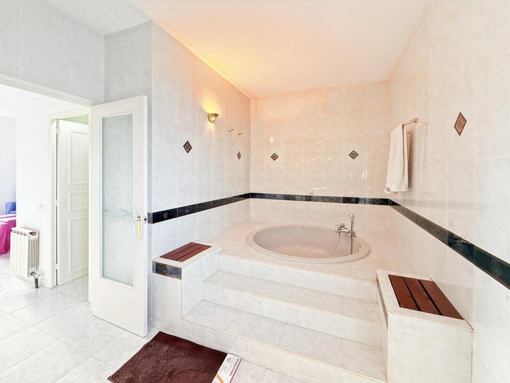 5 sypialnia Willa na sprzedaż w Piera z basenem - 640 000 € (Ref: 9359373)