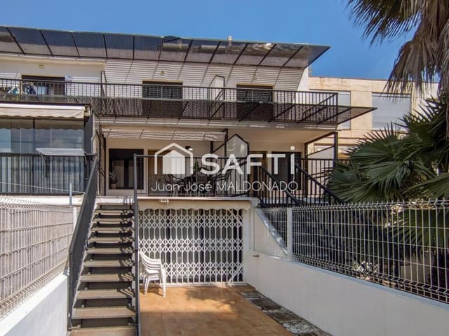 2 makuuhuone Rivitalo myytävänä paikassa Peñíscola - 289 500 € (Ref: 9359377)