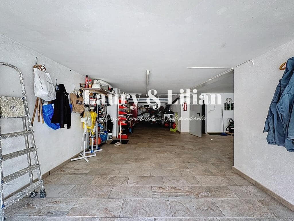 4 quarto Moradia para venda em Avinyonet de Puigventos com piscina garagem - 480 000 € (Ref: 9359378)