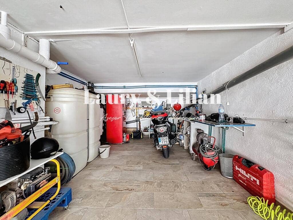 4 quarto Moradia para venda em Avinyonet de Puigventos com piscina garagem - 480 000 € (Ref: 9359378)