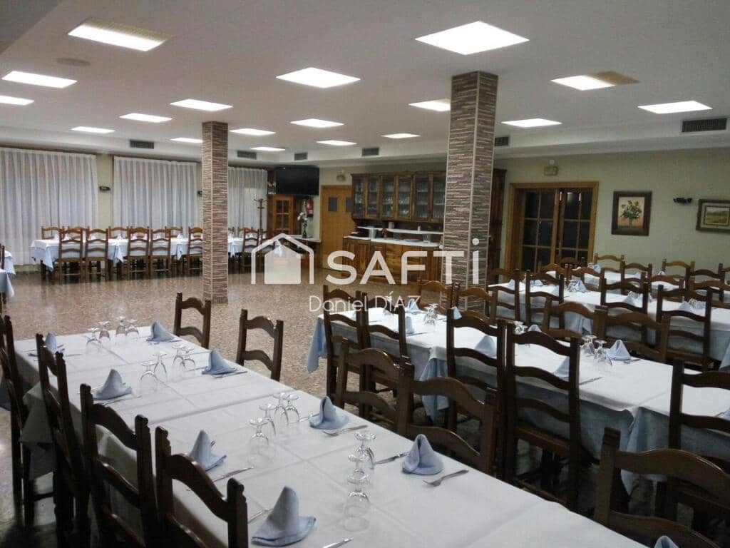 9 makuuhuone Maalaistalo myytävänä paikassa Massanes - 1 200 000 € (Ref: 9359379)