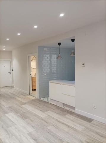 2 bedroom Apartment for rent in León city - € 790 (Ref: 9359387)