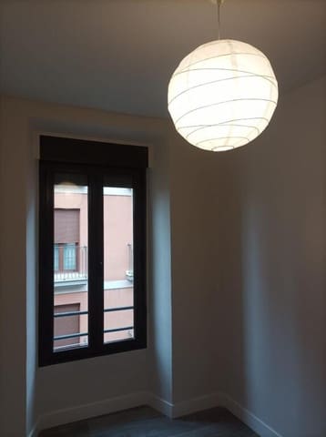 2 bedroom Apartment for rent in León city - € 790 (Ref: 9359387)