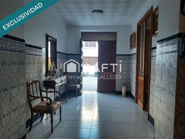 Chalet de 5 habitaciones en Campo de Criptana en venta con garaje - 105.000 € (Ref: 9362304)