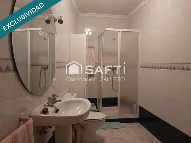 Chalet de 5 habitaciones en Campo de Criptana en venta con garaje - 105.000 € (Ref: 9362304)