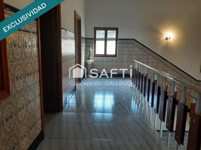 Chalet de 5 habitaciones en Campo de Criptana en venta con garaje - 105.000 € (Ref: 9362304)