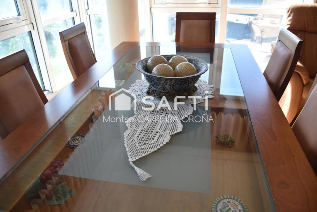 4 soveværelse Lejlighed til leje i Santiago de Compostela med garage - € 1.500 (Ref: 9362305)