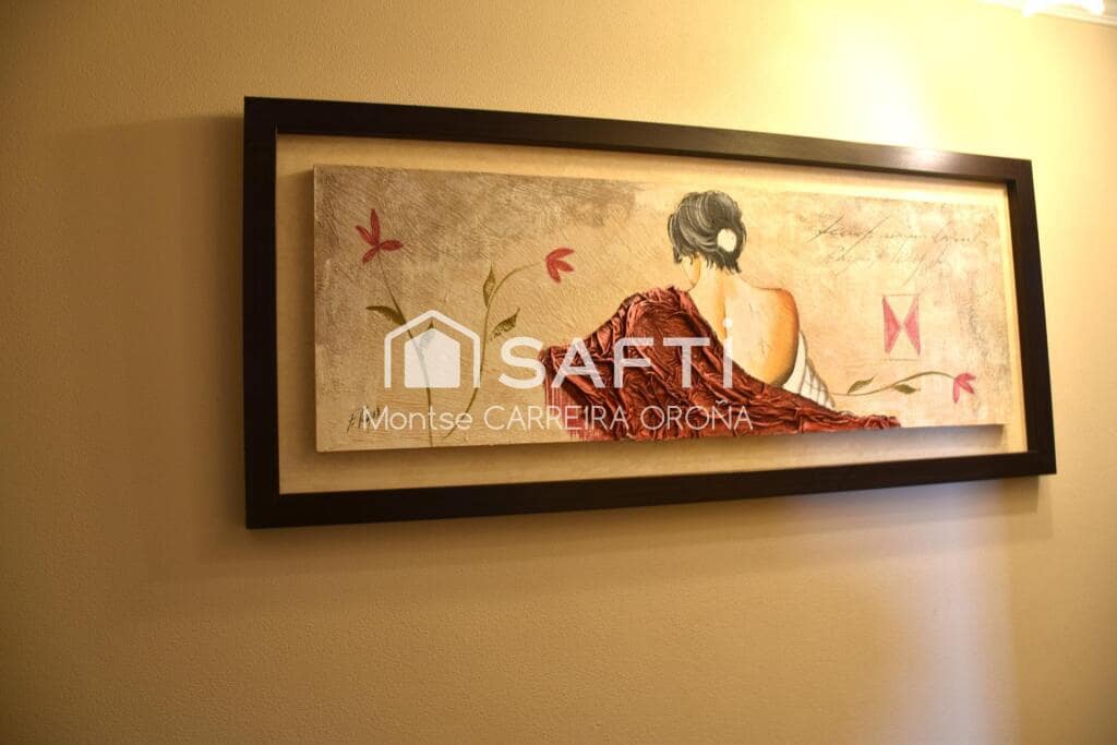 Apartamento de 4 habitaciones en Santiago de Compostela en alquiler con garaje - 1.500 € (Ref: 9362305)