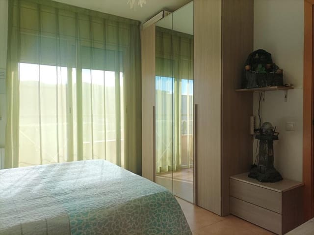 3 sovrum Lägenhet till salu i Sant Celoni - 243 000 € (Ref: 9362313)