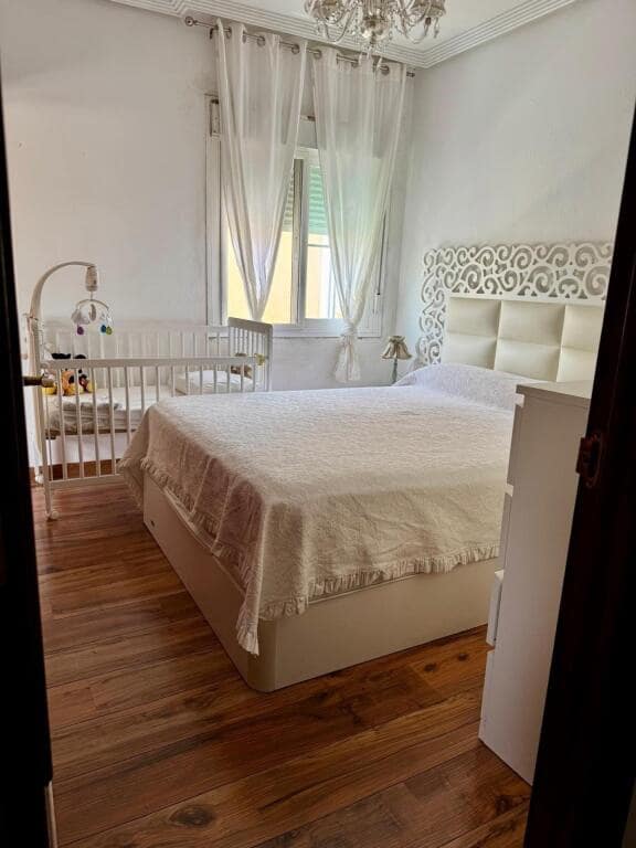 3 soverom Rekkehus til salgs i Malaga by - € 495 000 (Ref: 9362314)