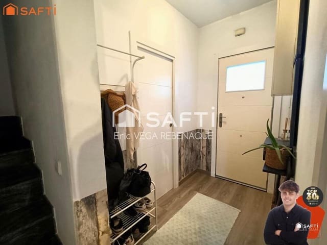 3 bedroom Terraced Villa for sale in Sant Feliu de Codines with garage - € 260,000 (Ref: 9367337)