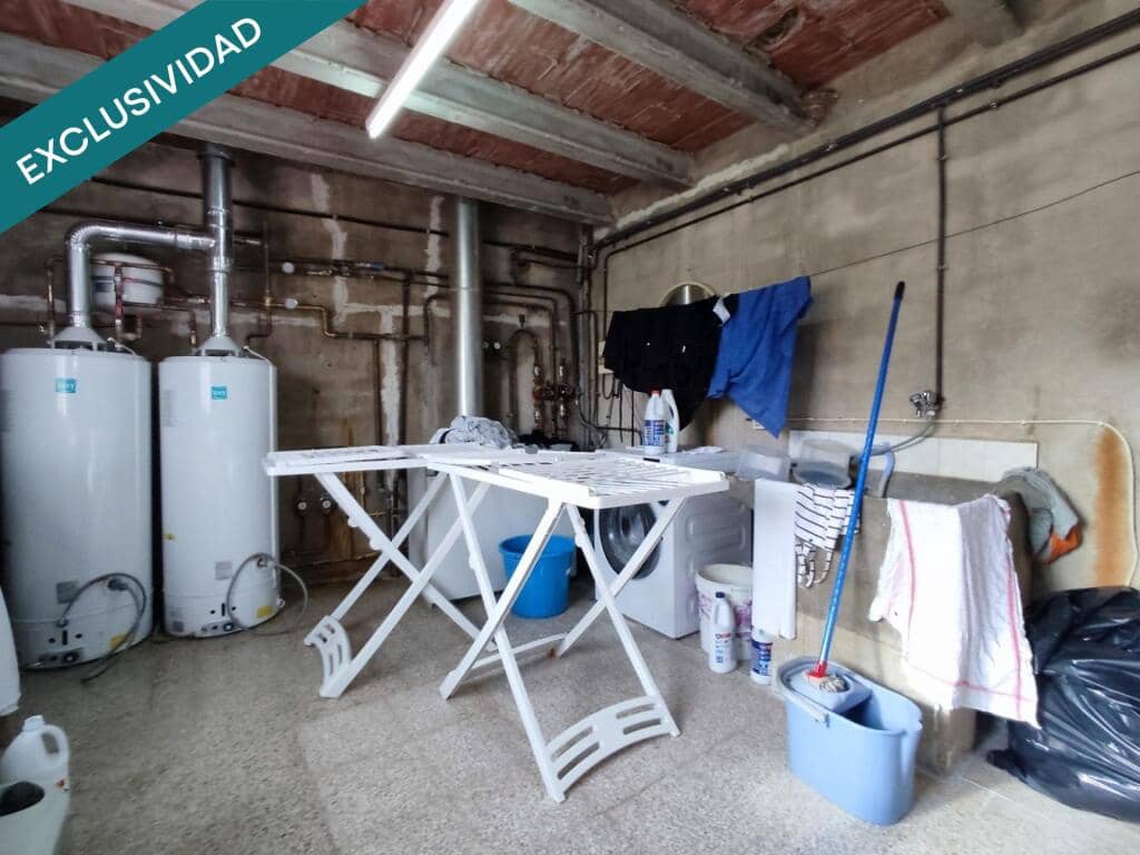 Kontor til salgs i Llanca - € 1 100 000 (Ref: 9367338)