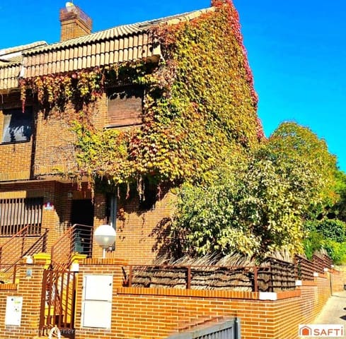 7 sypialnia Willa na sprzedaż w Las Rozas de Madrid z basenem garażem - 980 000 € (Ref: 9367346)