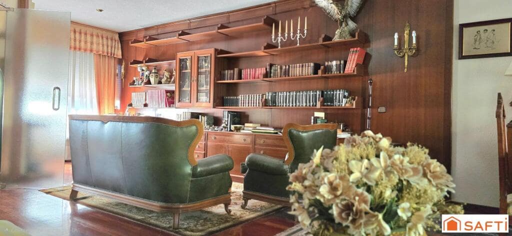 7 sypialnia Willa na sprzedaż w Las Rozas de Madrid z basenem garażem - 980 000 € (Ref: 9367346)