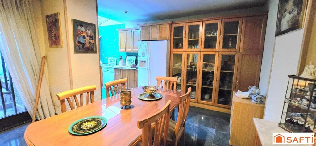 7 sypialnia Willa na sprzedaż w Las Rozas de Madrid z basenem garażem - 980 000 € (Ref: 9367346)