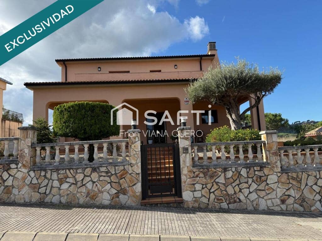 6 quarto Moradia para venda em Fogars de la Selva com piscina garagem - 385 000 € (Ref: 9371964)