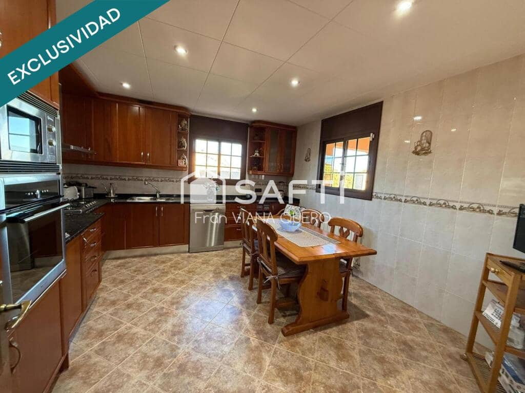6 quarto Moradia para venda em Fogars de la Selva com piscina garagem - 385 000 € (Ref: 9371964)