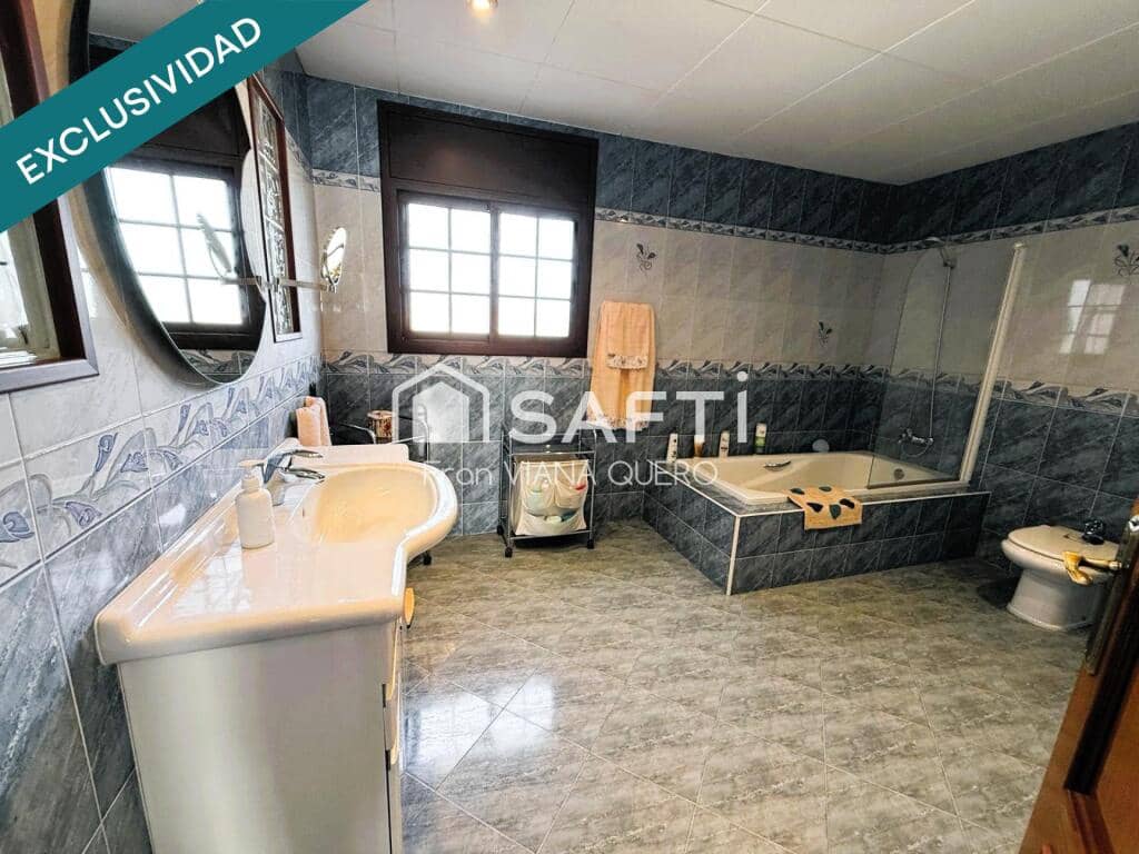 6 quarto Moradia para venda em Fogars de la Selva com piscina garagem - 385 000 € (Ref: 9371964)