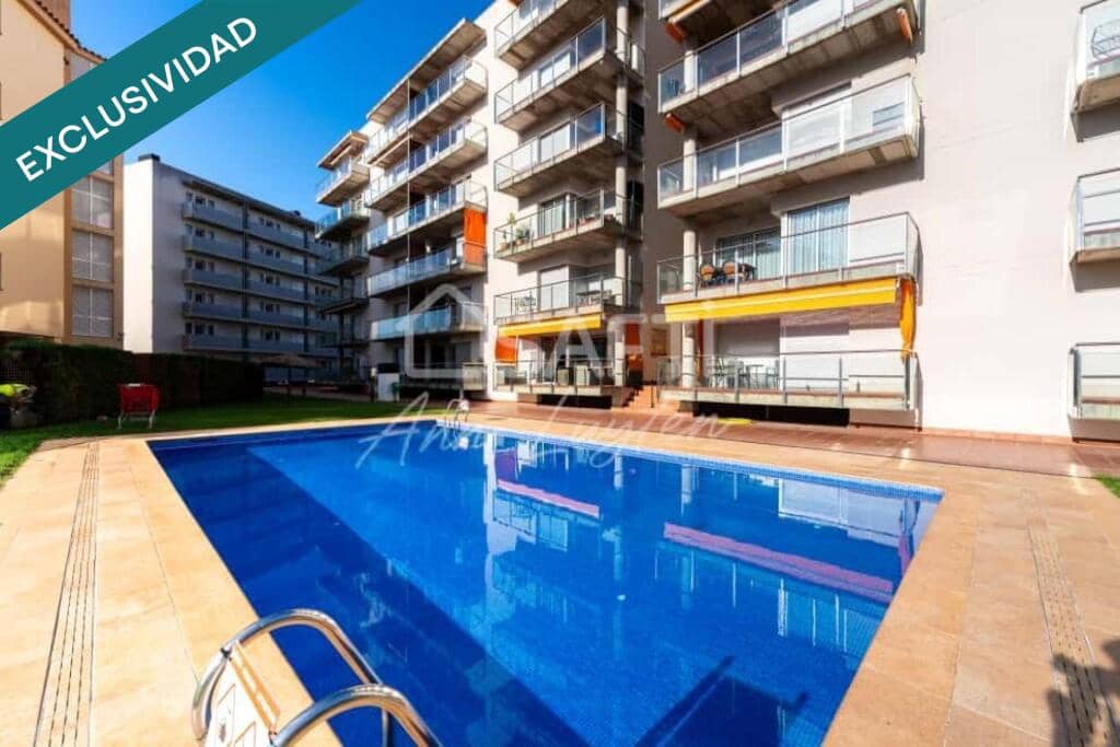 2 soveværelse Lejlighed til salg i Roses med swimmingpool - € 245.000 (Ref: 9371965)