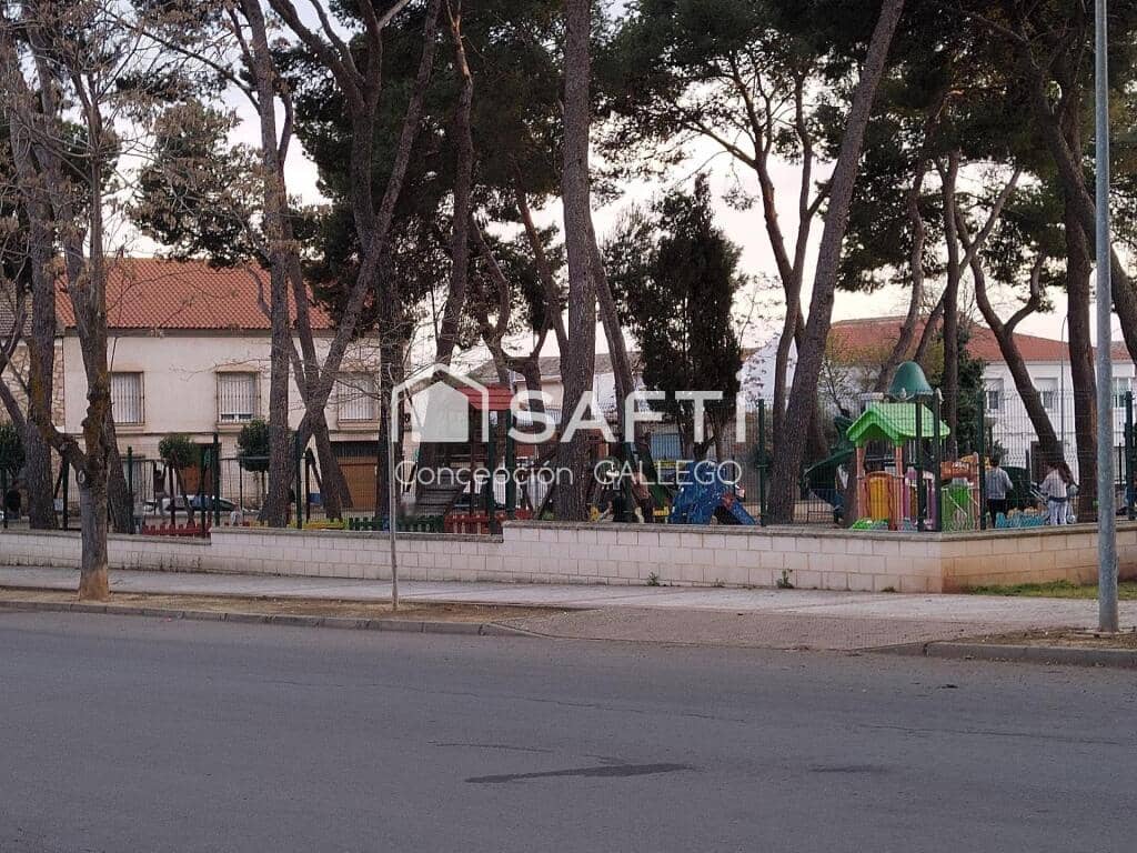 Działka budowlana na sprzedaż w Campo de Criptana - 150 000 € (Ref: 9375147)