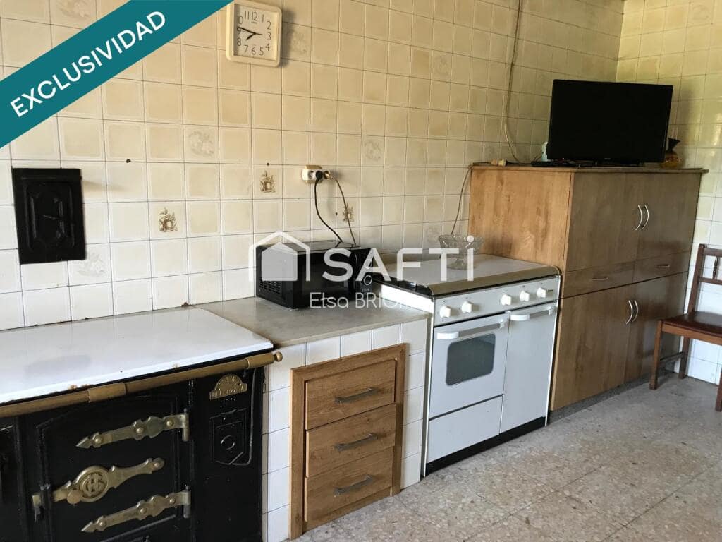 4 chambre Villa/Maison à vendre à Porto do Son avec garage - 300 000 € (Ref: 9375148)