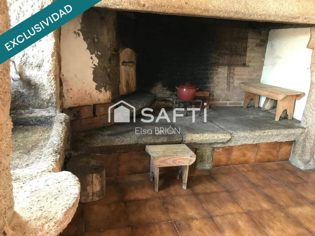 4 chambre Villa/Maison à vendre à Porto do Son avec garage - 300 000 € (Ref: 9375148)