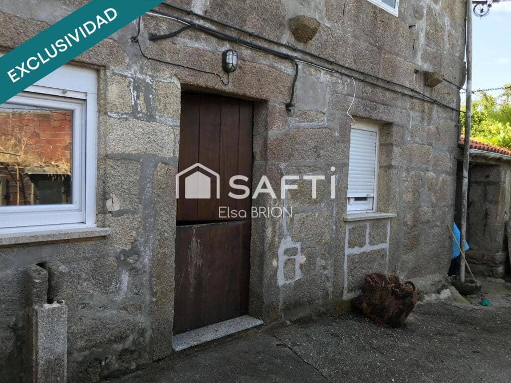 4 chambre Villa/Maison à vendre à Porto do Son avec garage - 300 000 € (Ref: 9375148)