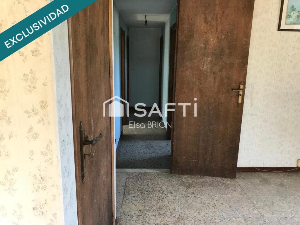 4 chambre Villa/Maison à vendre à Porto do Son avec garage - 300 000 € (Ref: 9375148)