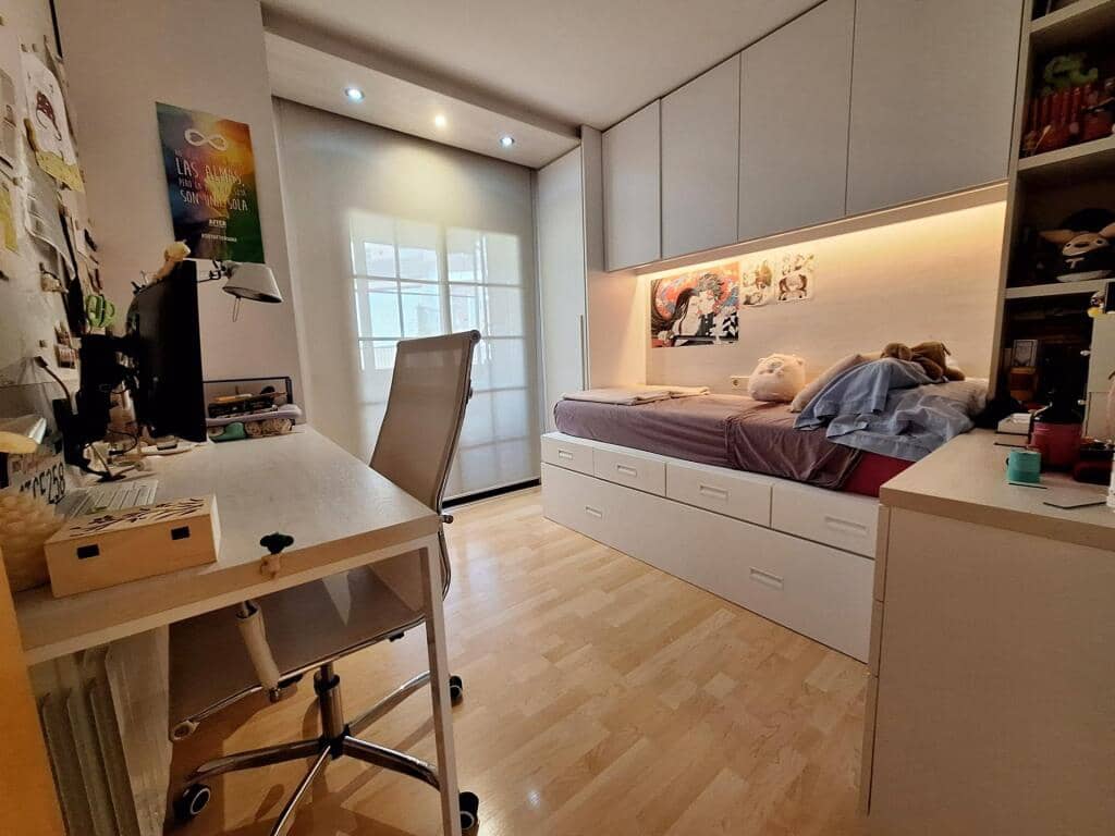 4 soveværelse Rækkehus til salg i Santpedor med garage - € 350.000 (Ref: 9375153)