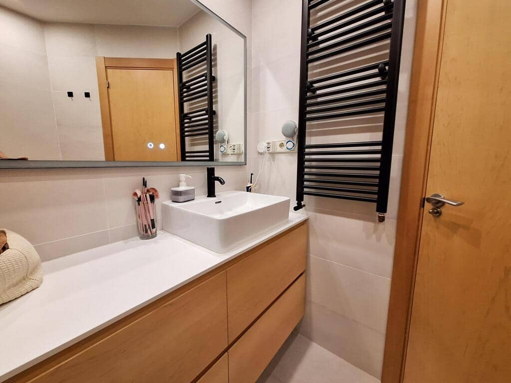 4 soveværelse Rækkehus til salg i Santpedor med garage - € 350.000 (Ref: 9375153)