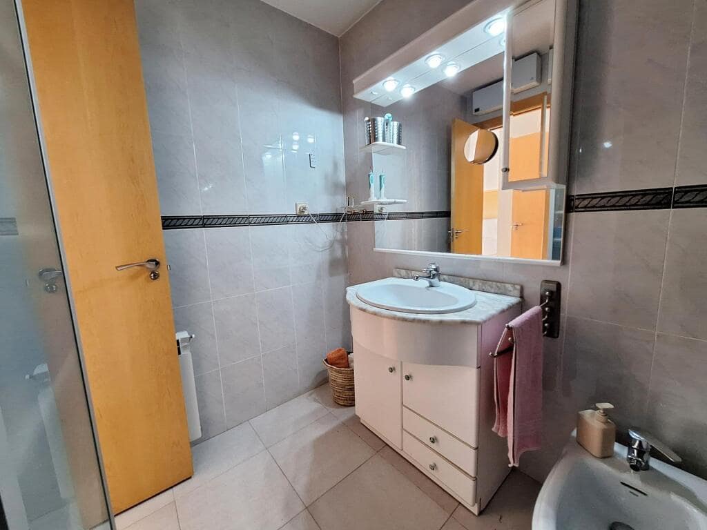 4 soveværelse Rækkehus til salg i Santpedor med garage - € 350.000 (Ref: 9375153)