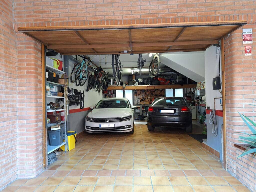 4 soveværelse Rækkehus til salg i Santpedor med garage - € 350.000 (Ref: 9375153)