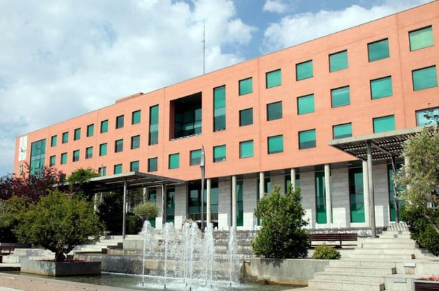 3 soveværelse Lejlighed til salg i Alcobendas - € 330.000 (Ref: 9375154)