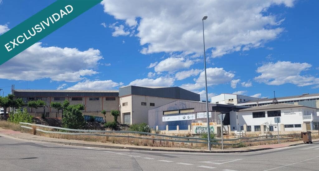 Building Plot for sale in Ontinyent - € 180,000 (Ref: 9378928)