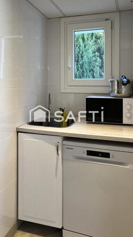 4 chambre Villa/Maison à vendre à Santa Susanna avec garage - 950 000 € (Ref: 9378932)