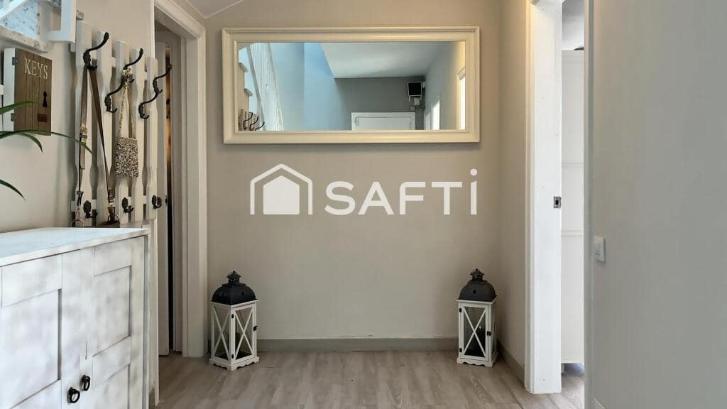 4 chambre Villa/Maison à vendre à Santa Susanna avec garage - 950 000 € (Ref: 9378932)