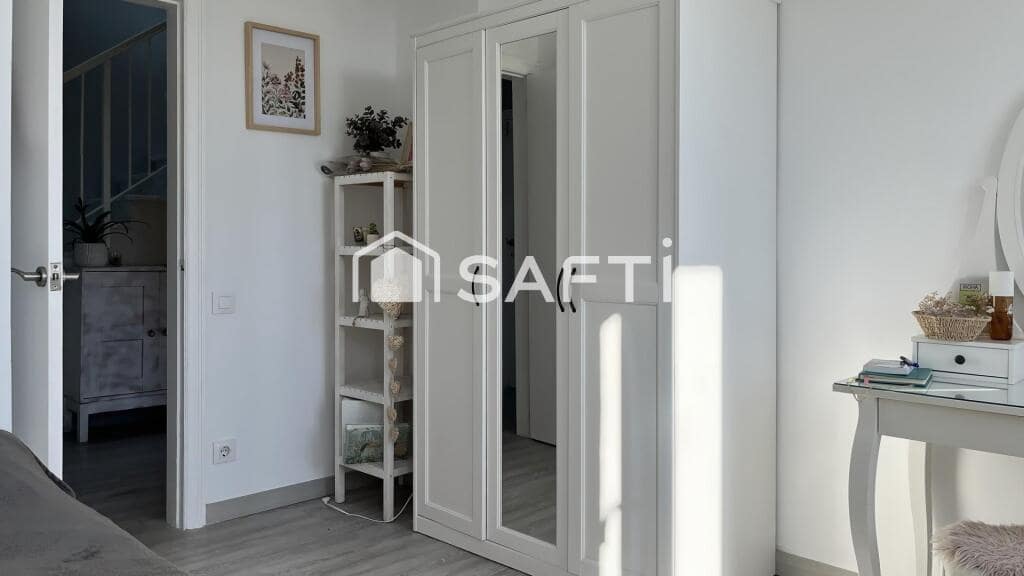 4 chambre Villa/Maison à vendre à Santa Susanna avec garage - 950 000 € (Ref: 9378932)