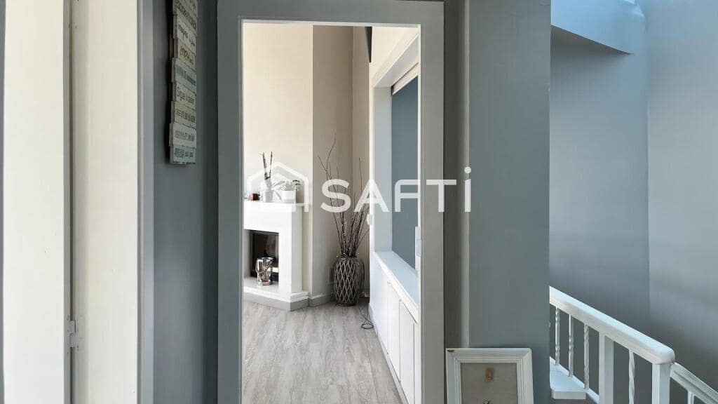 4 chambre Villa/Maison à vendre à Santa Susanna avec garage - 950 000 € (Ref: 9378932)
