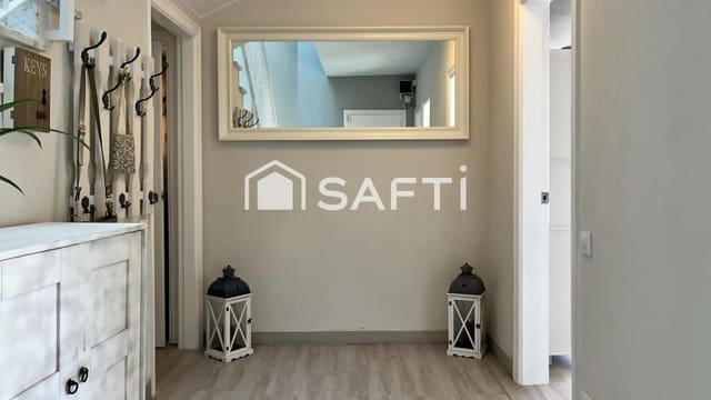 4 bedroom Villa for sale in Santa Susanna with garage - € 950,000 (Ref: 9378932)