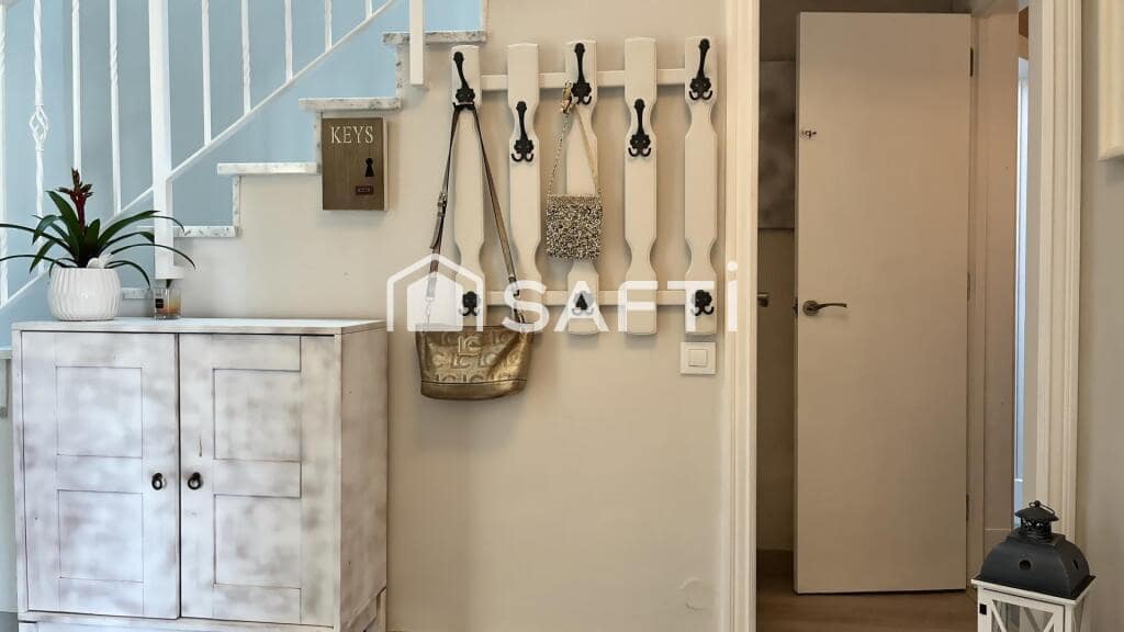 4 chambre Villa/Maison à vendre à Santa Susanna avec garage - 950 000 € (Ref: 9378932)